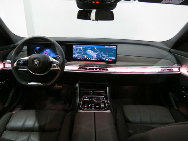 BMW Serie 7 740d xdrive 220 kw (299 cv)   - Foto 8