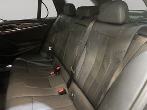 BMW Serie 5 520d xdrive touring 140 kw (190 cv)   - Foto 17