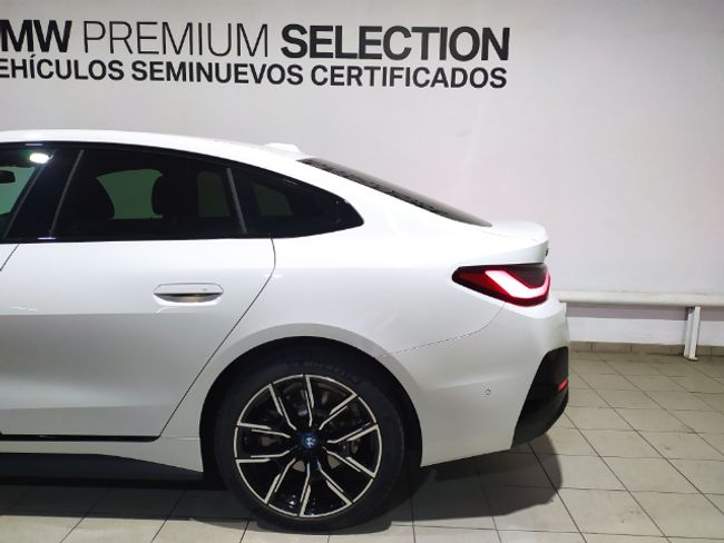 BMW i4 edrive40 250 kw (340 cv)   - Foto 15