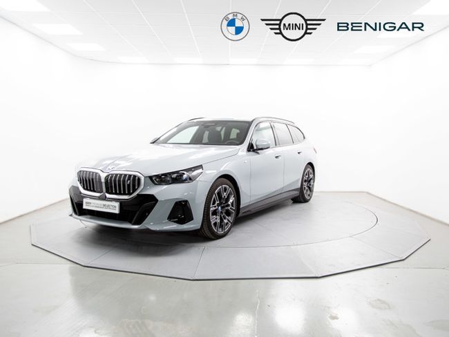 BMW i5 edrive40 touring 250 kw (340 cv)