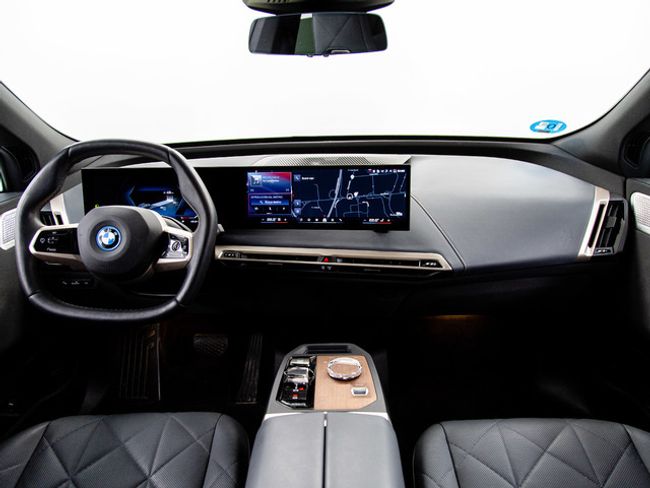 BMW iX m60 455 kw (619 cv)   - Foto 8
