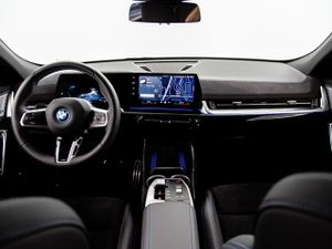 BMW iX2 edrive20 150 kw (204 cv)   - Foto 13