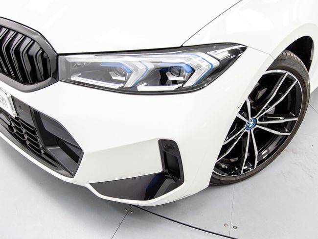 BMW Serie 3 330e xdrive touring 215 kw (292 cv)   - Foto 7