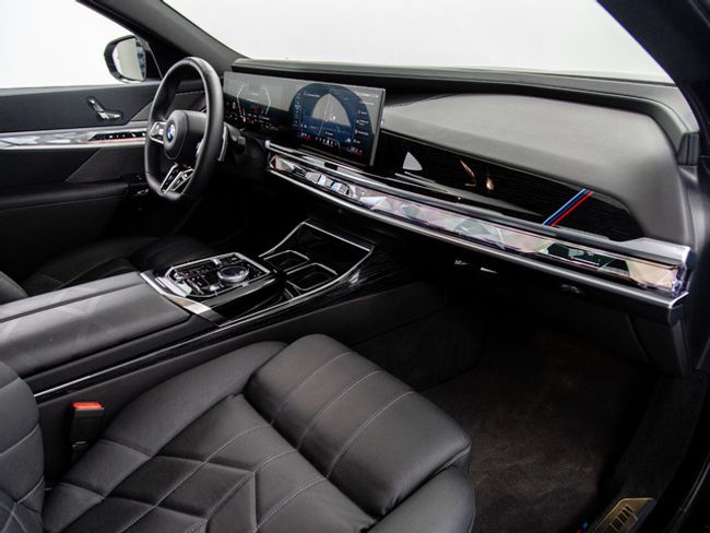 BMW Serie 7 740d xdrive 220 kw (299 cv)   - Foto 9