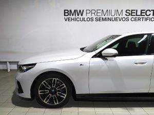 BMW i5 edrive40 250 kw (340 cv)   - Foto 25