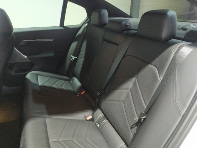 BMW i5 edrive40 250 kw (340 cv)