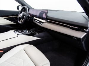 BMW Serie 5 520d touring 145 kw (197 cv)   - Foto 15