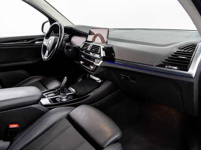 BMW X3 xdrive20d 140 kw (190 cv)   - Foto 9