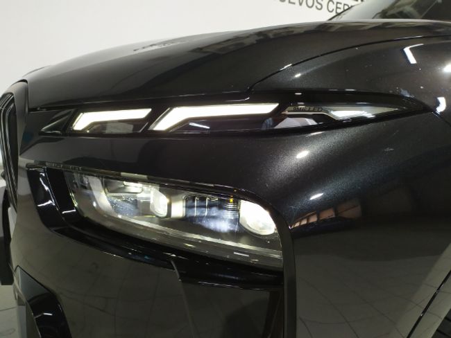 BMW X7 xdrive40d 259 kw (352 cv)   - Foto 16