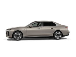 BMW i7 xdrive60 400 kw (544 cv)   - Foto 9
