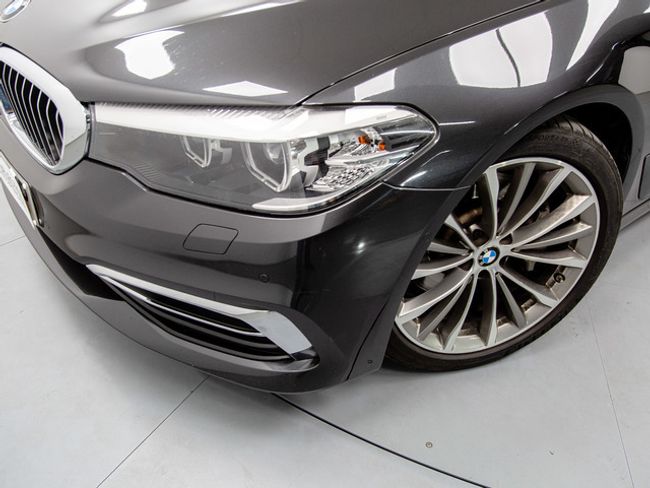 BMW Serie 5 530d 195 kw (265 cv)   - Foto 7