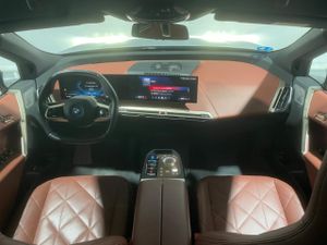 BMW iX m60 455 kw (619 cv)   - Foto 13