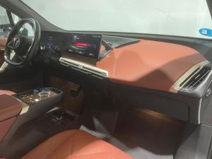 BMW iX m60 455 kw (619 cv)   - Foto 15