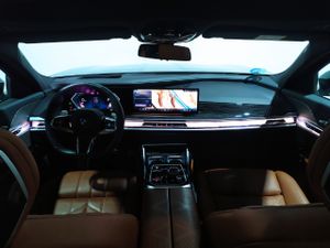 BMW Serie 7 740d xdrive 220 kw (299 cv)   - Foto 13
