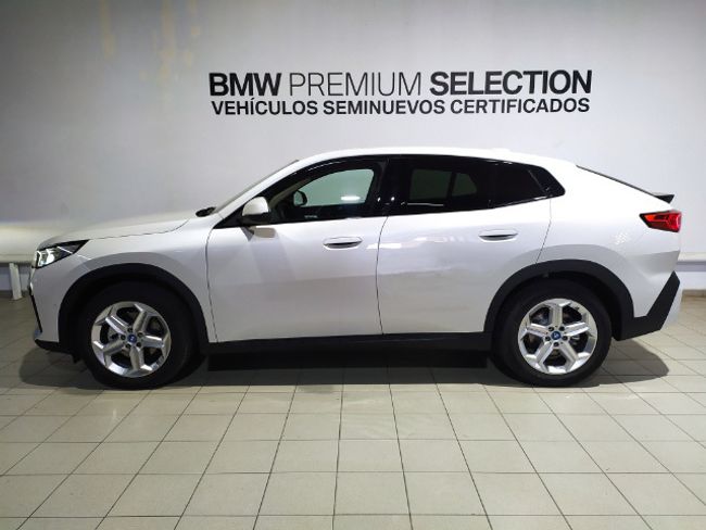 BMW iX2 edrive20 150 kw (204 cv)