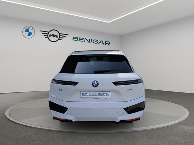 BMW iX xdrive40 240 kw (326 cv)   - Foto 6
