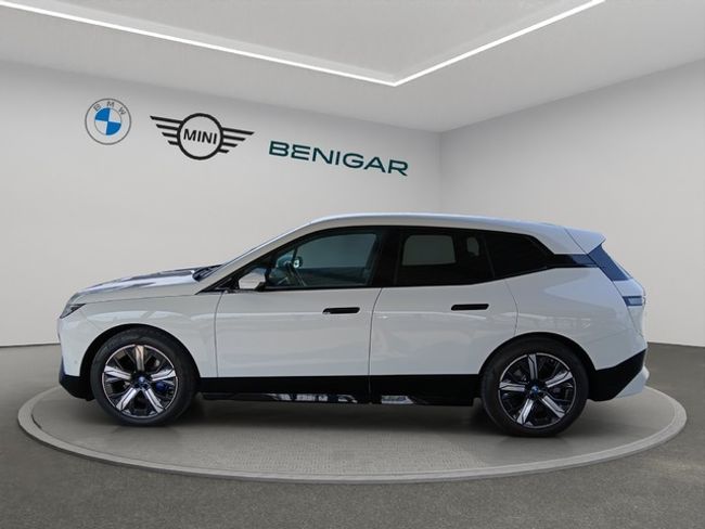 BMW iX xdrive40 240 kw (326 cv)   - Foto 4
