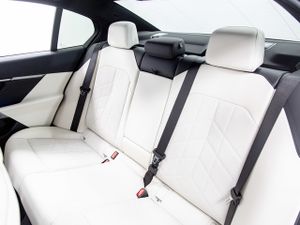 BMW Serie 5 530e 220 kw (299 cv)   - Foto 17
