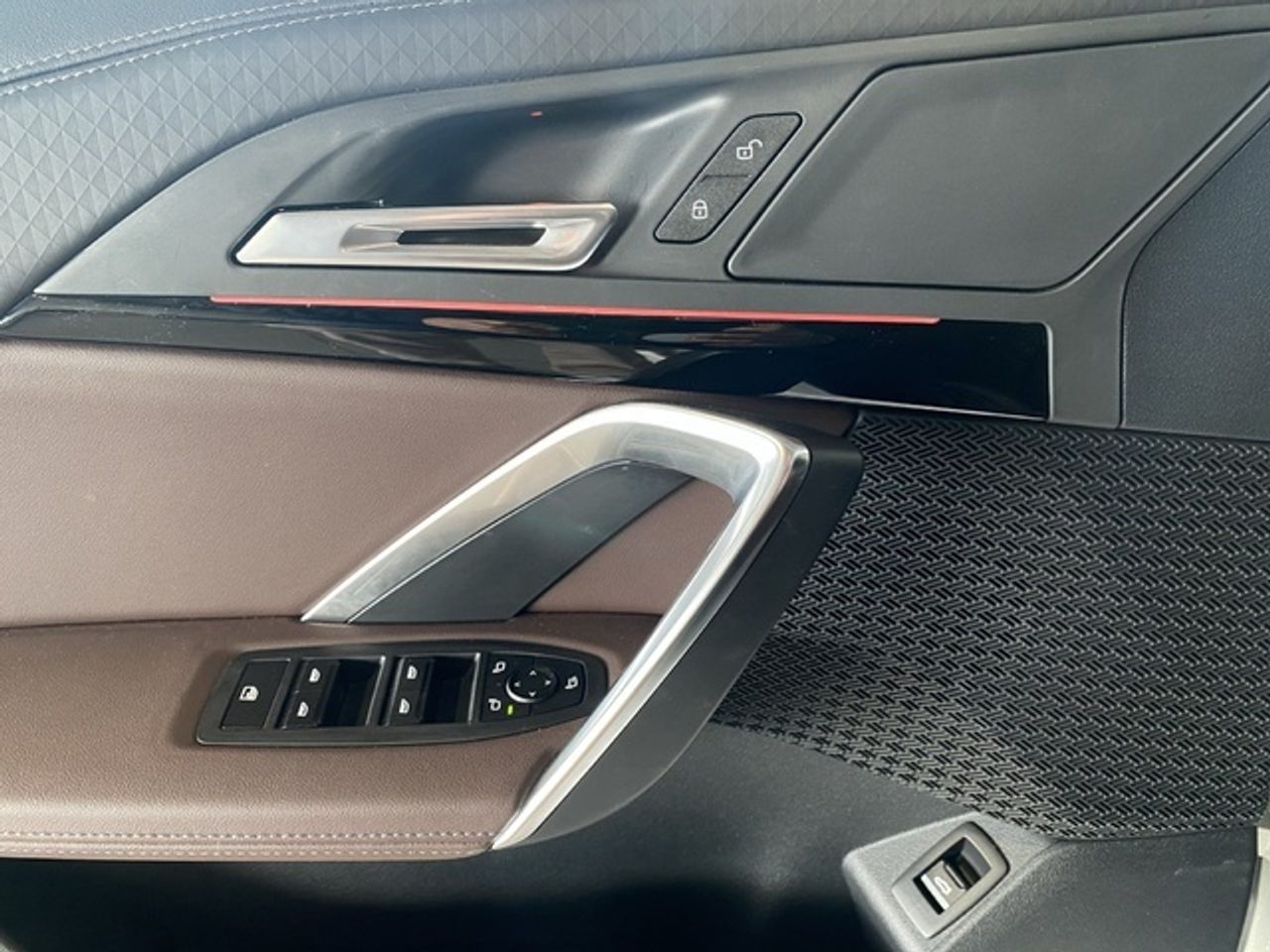 BMW iX2 xdrive30 230 kw (313 cv)   - Foto 12