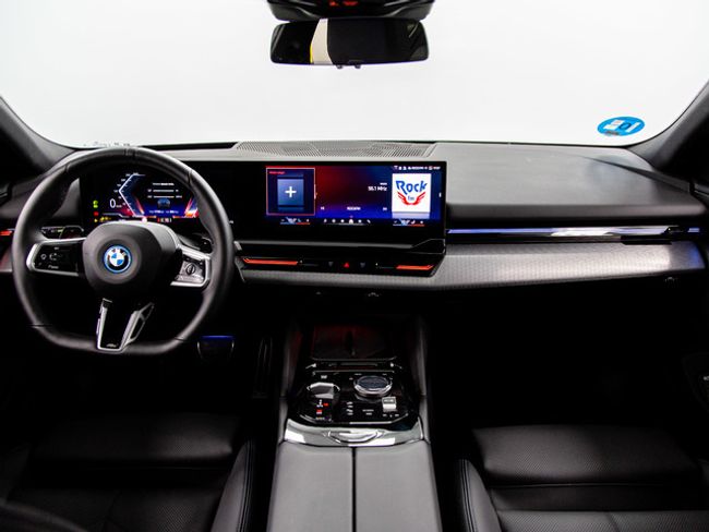 BMW Serie 5 530e 220 kw (299 cv)