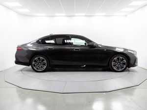 BMW Serie 5 530e 220 kw (299 cv)   - Foto 23