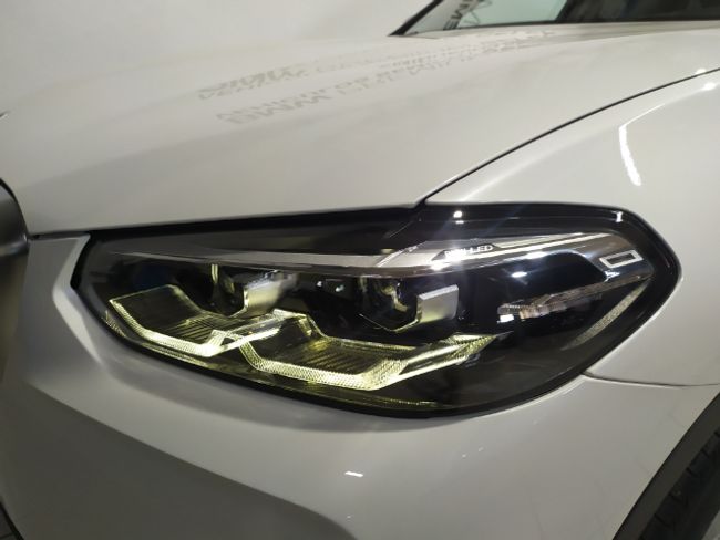 BMW X3 sdrive18d xline 110 kw (150 cv)