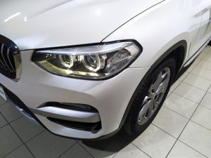 BMW X3 xdrive20d 140 kw (190 cv)   - Foto 11