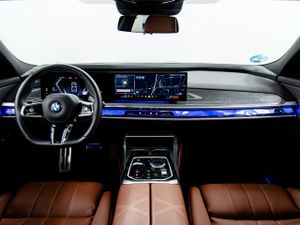 BMW Serie 7 740d xdrive 220 kw (299 cv)   - Foto 13