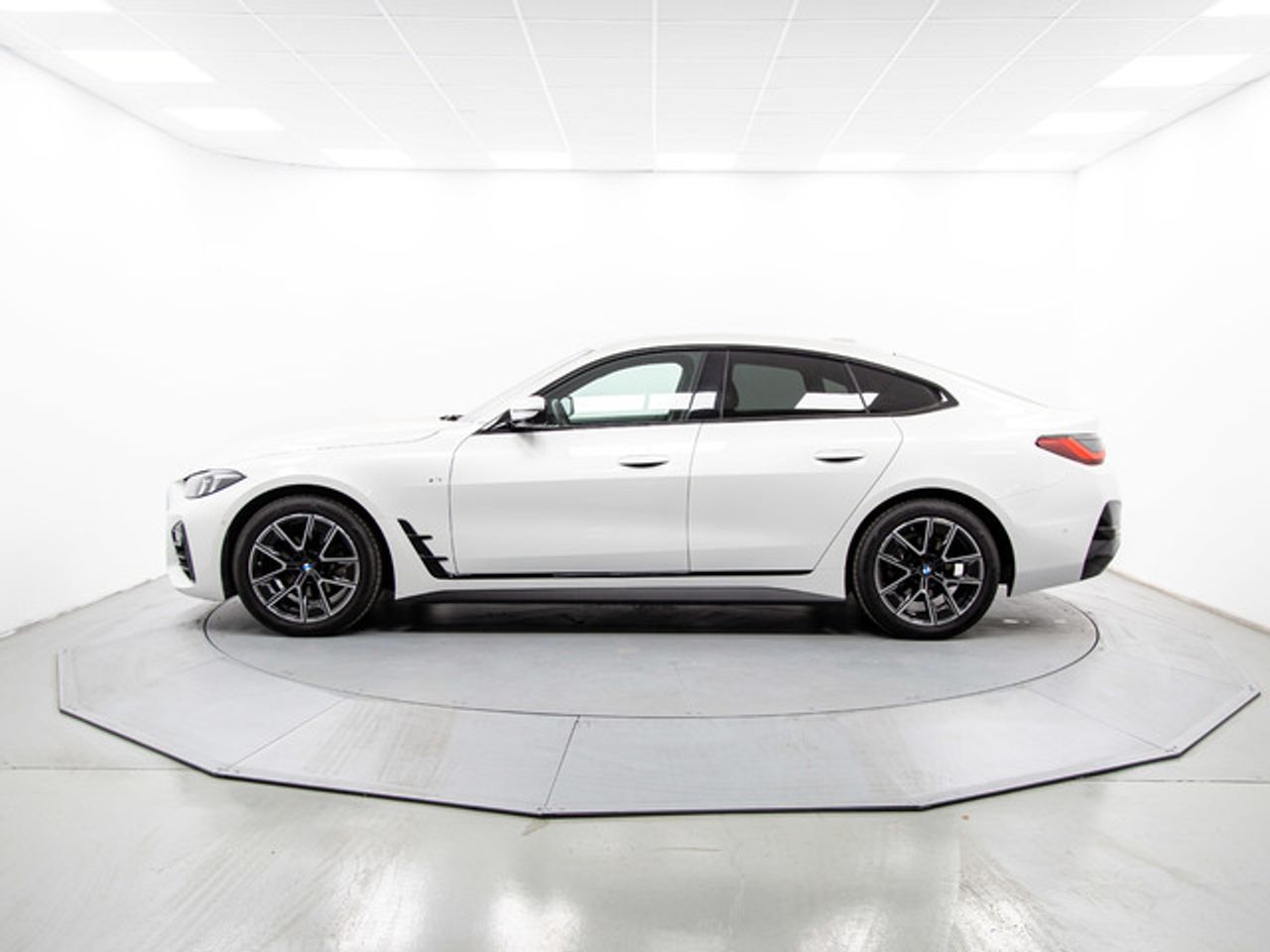 BMW Serie 4 420d gran coupe 140 kw (190 cv)   - Foto 4