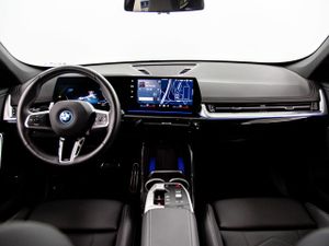 BMW iX1 edrive20 150 kw (204 cv)   - Foto 13