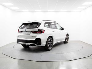 BMW iX1 edrive20 150 kw (204 cv)   - Foto 7