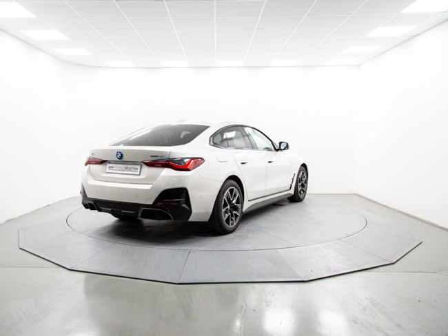 BMW i4 edrive40 250 kw (340 cv)