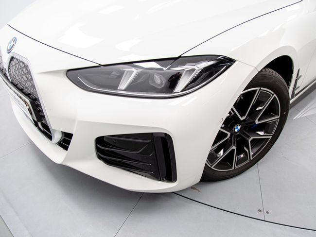 BMW i4 edrive40 250 kw (340 cv)