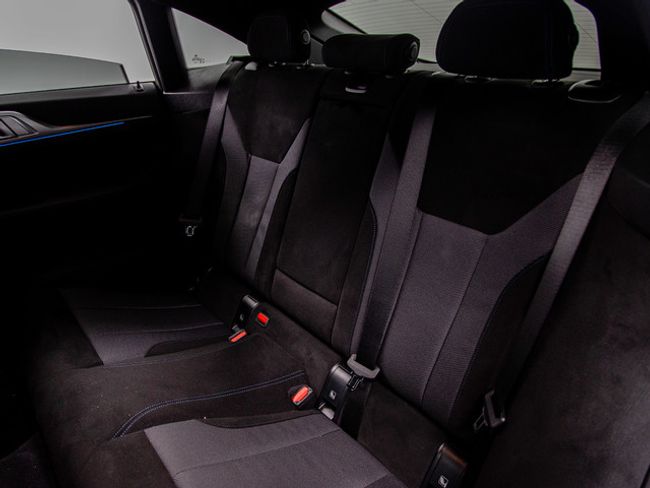 BMW i4 edrive40 250 kw (340 cv)