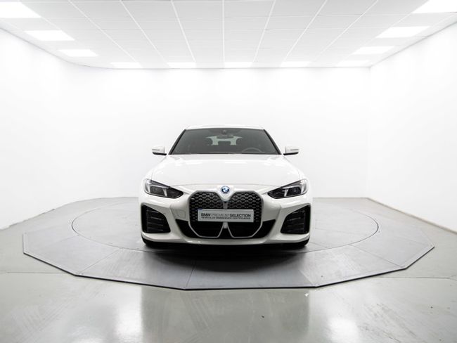 BMW i4 edrive40 250 kw (340 cv)