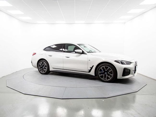 BMW i4 edrive40 250 kw (340 cv)