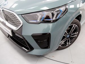 BMW iX2 edrive20 150 kw (204 cv)   - Foto 11