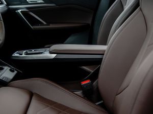 BMW iX2 edrive20 150 kw (204 cv)   - Foto 29