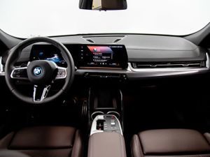 BMW iX2 edrive20 150 kw (204 cv)   - Foto 13