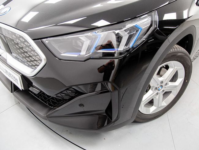 BMW iX2 edrive20 150 kw (204 cv)