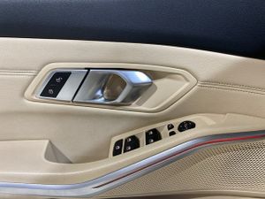 BMW Serie 3 320d 140 kw (190 cv)   - Foto 25