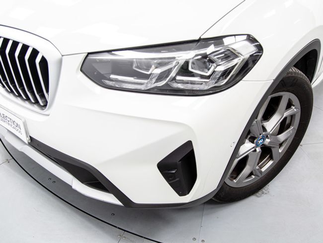 BMW X3 xdrive30e xline 215 kw (292 cv)