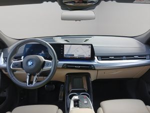 BMW iX2 xdrive30 230 kw (313 cv)   - Foto 13