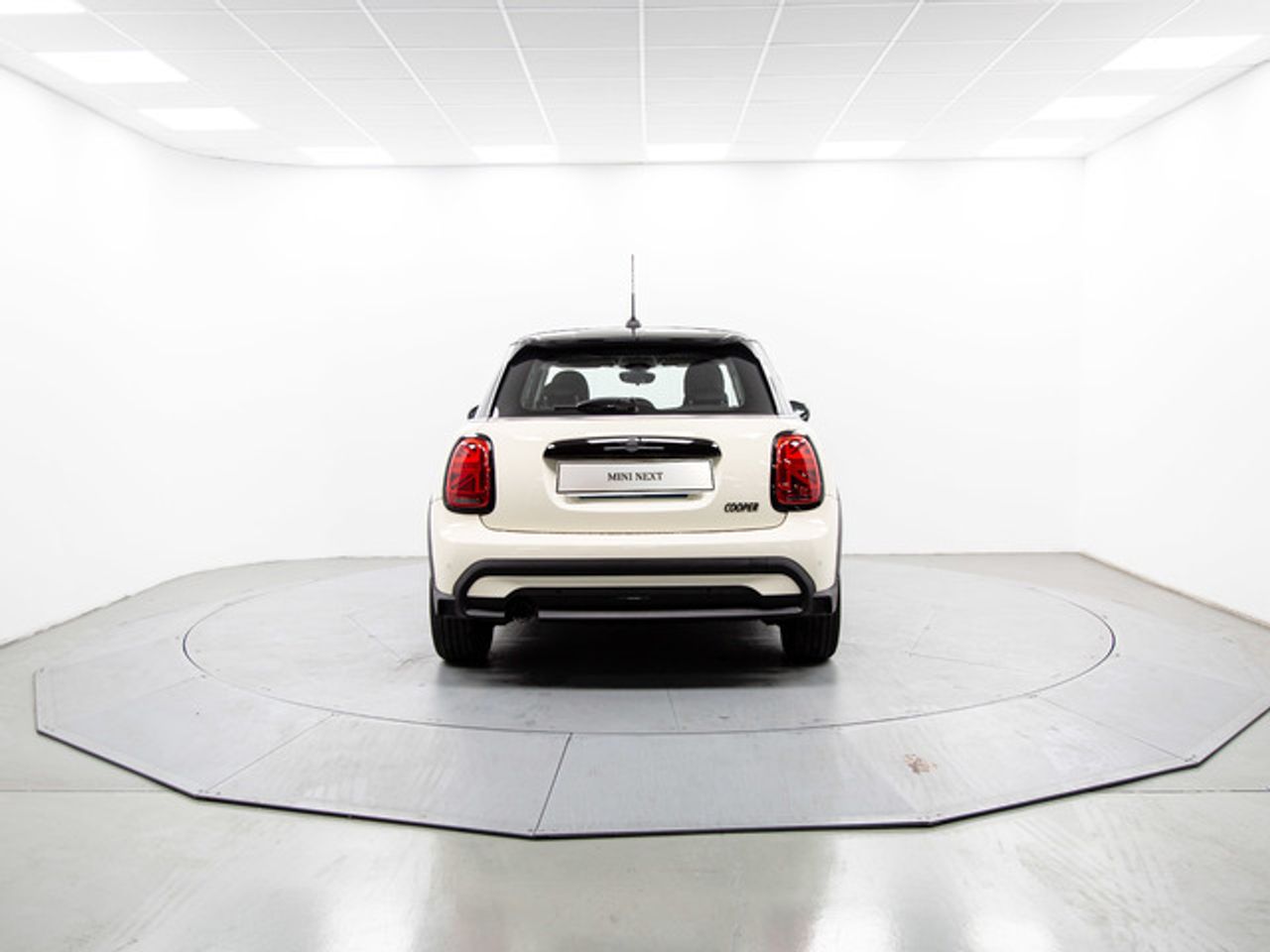 MINI Cooper  100 kw (136 cv)   - Foto 6