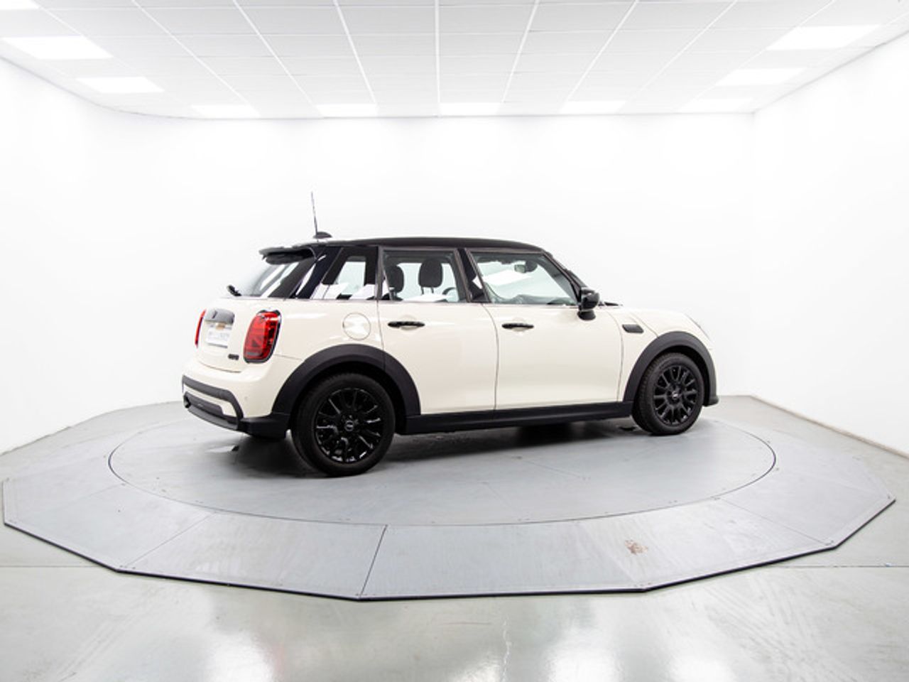 MINI Cooper  100 kw (136 cv)   - Foto 12