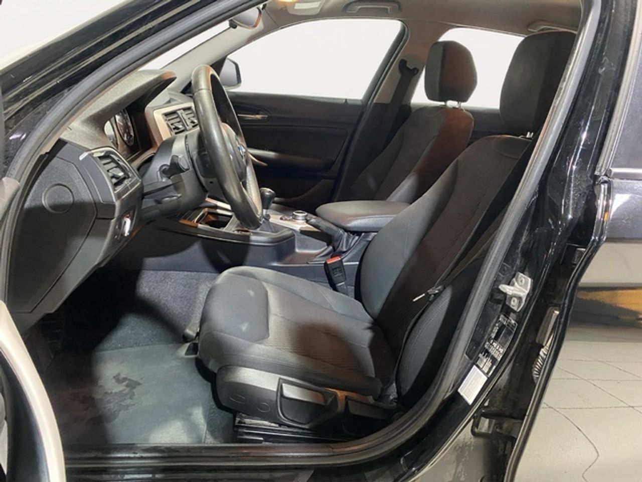 BMW Serie 1 116d 85 kw (116 cv)   - Foto 12