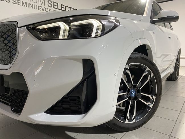 BMW iX1 edrive20 150 kw (204 cv)