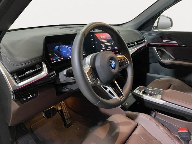 BMW iX1 edrive20 150 kw (204 cv)