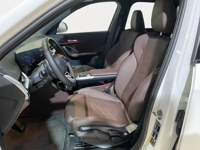 BMW iX1 edrive20 150 kw (204 cv)