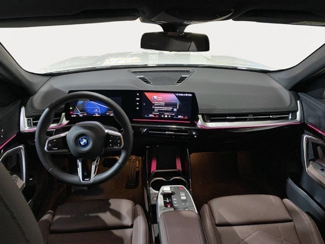 BMW iX1 edrive20 150 kw (204 cv)